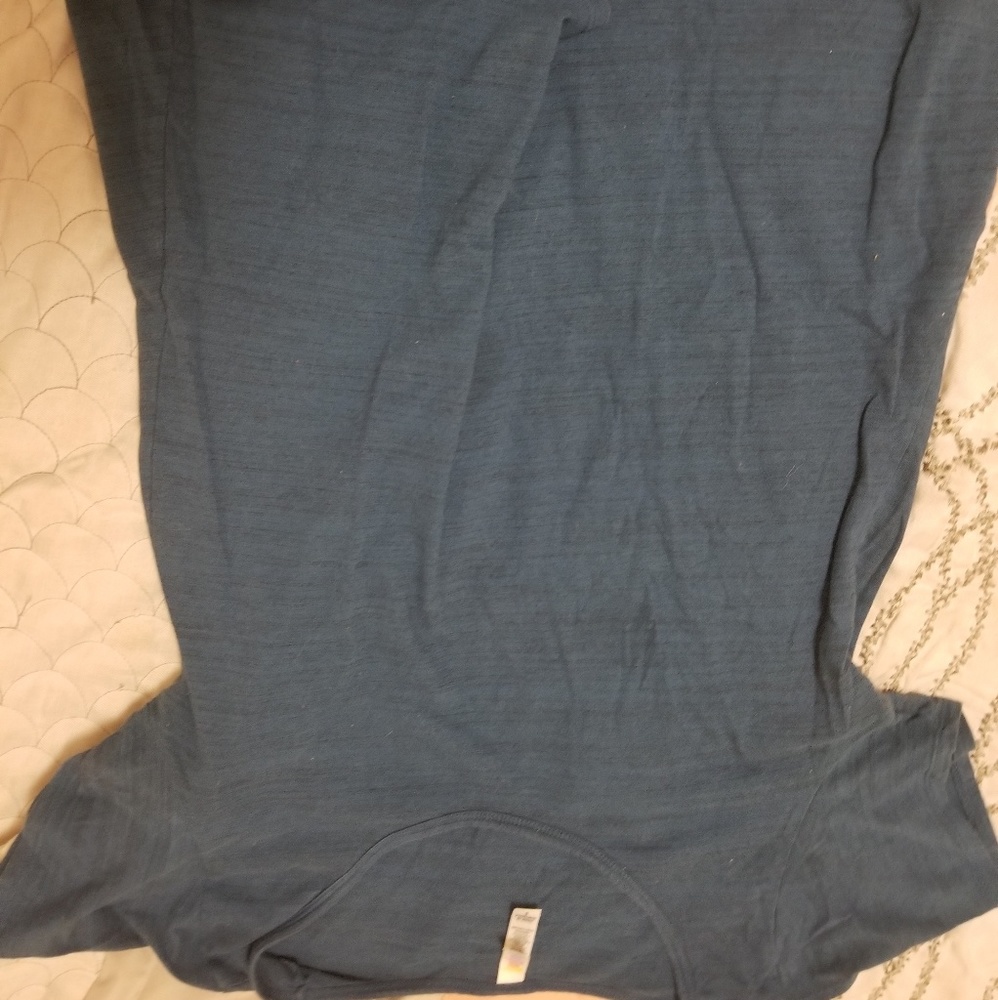Small lularoe classic T
